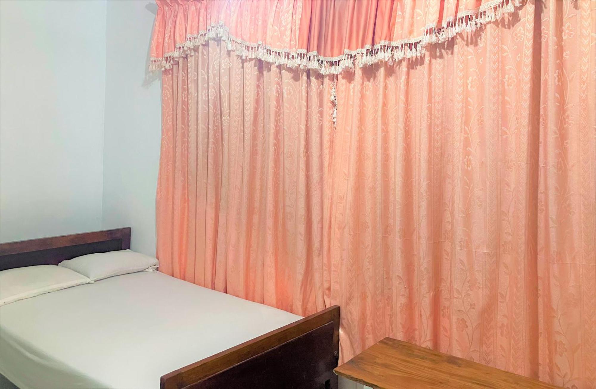Grand Refuge Holiday Rooms Anuradhapura Esterno foto